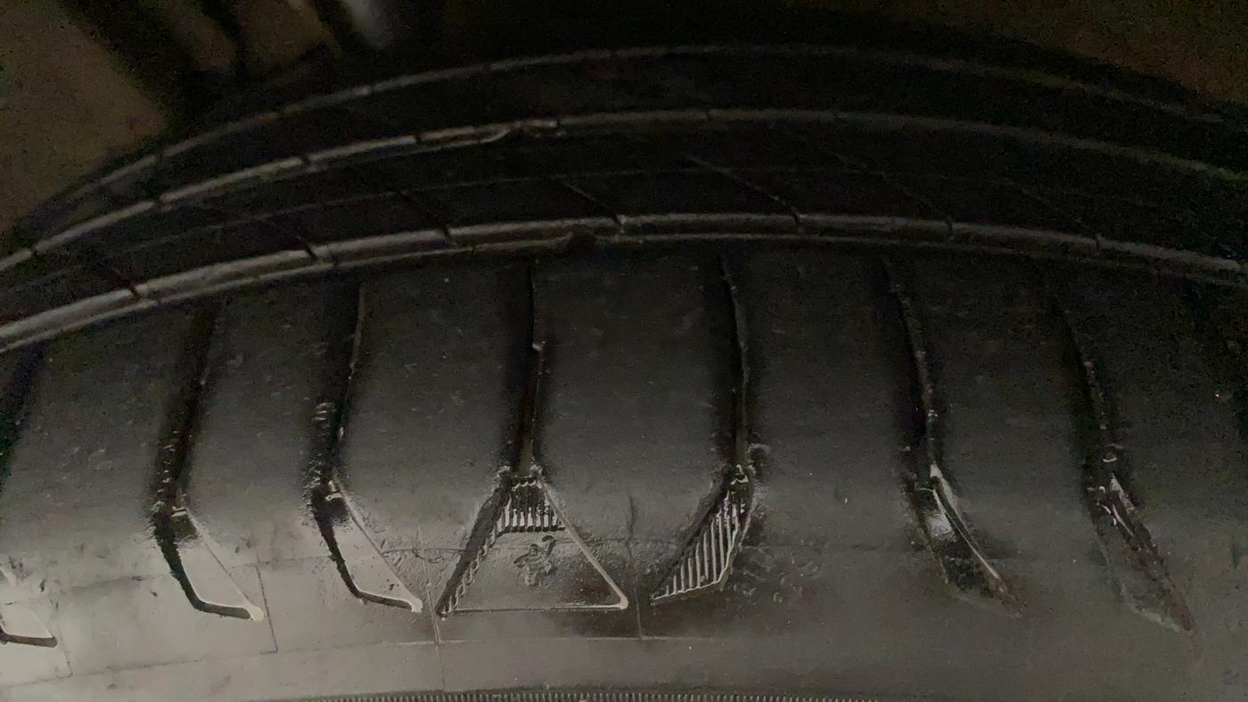 2018 Tata NEXON XM DIESEL, Diesel, Manual, 81,108 km, Right Rear Tyre Tread
