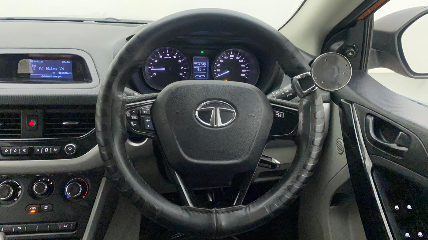 2018 Tata NEXON XM DIESEL, Diesel, Manual, 81,108 km, Steering Wheel Close Up