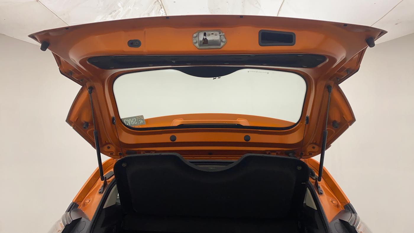 2018 Tata NEXON XM DIESEL, Diesel, Manual, 81,108 km, Boot Door Open