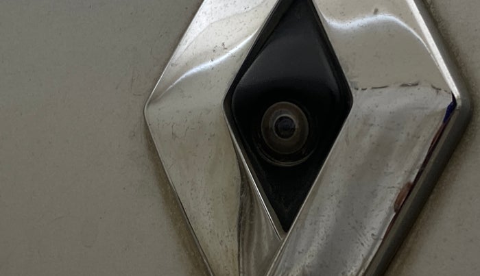 2021 Renault Kwid RXT 1.0 (O), Petrol, Manual, 1,05,770 km, Parking Camera