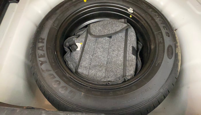 2025 KIA SONET HTX 1.5 AT, Diesel, Automatic, 27,399 km, Spare Tyre