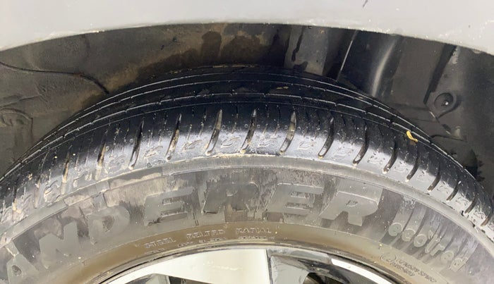 2025 KIA SONET HTX 1.5 AT, Diesel, Automatic, 27,399 km, Left Rear Tyre Tread