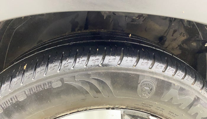 2025 KIA SONET HTX 1.5 AT, Diesel, Automatic, 27,399 km, Left Front Tyre Tread