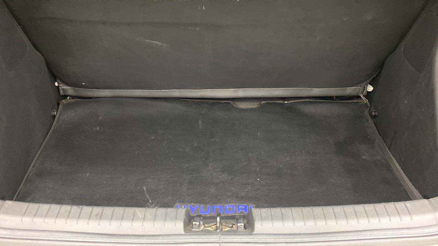 2019 Hyundai Elite i20 1.2 SPORTZ PLUS DUAL TONE VTVT, Petrol, Manual, 24,046 km, Boot Inside