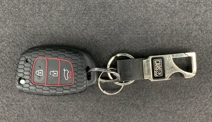 2019 Hyundai Elite i20 1.2 SPORTZ PLUS DUAL TONE VTVT, Petrol, Manual, 24,046 km, Key Close Up