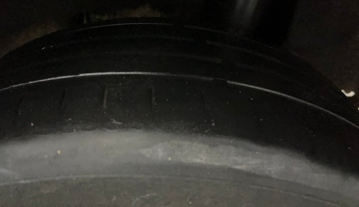 2017 Maruti Baleno ALPHA PETROL 1.2, Petrol, Manual, 70,778 km, Left Rear Tyre Tread