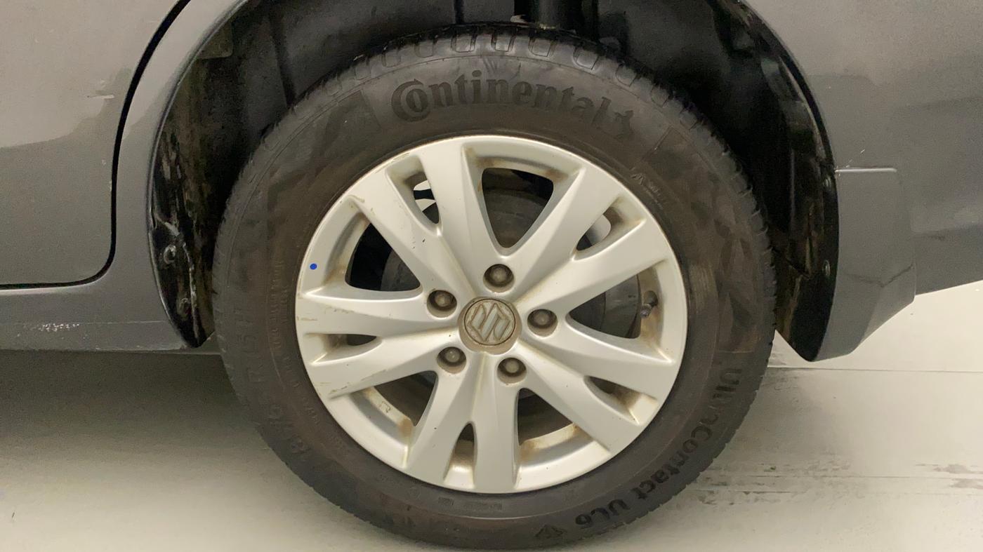 2018 Maruti Ertiga ZDI SHVS, Diesel, Manual, 47,377 km, Left Rear Wheel