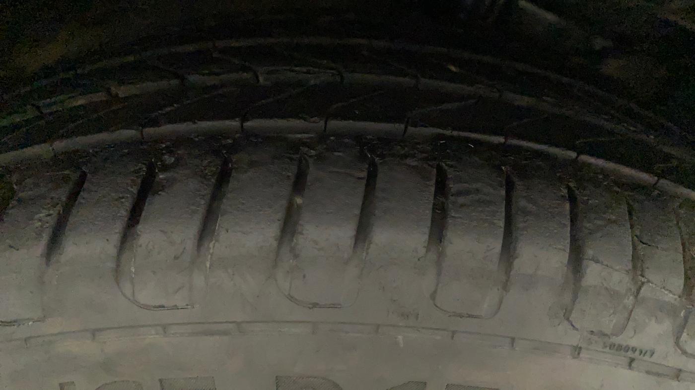 2018 Maruti Ertiga ZDI SHVS, Diesel, Manual, 47,377 km, Right Rear Tyre Tread