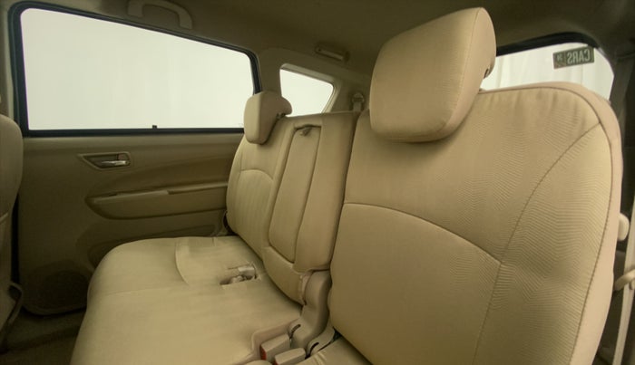 2018 Maruti Ertiga ZDI SHVS, Diesel, Manual, 47,377 km, Right Side Rear Door Cabin