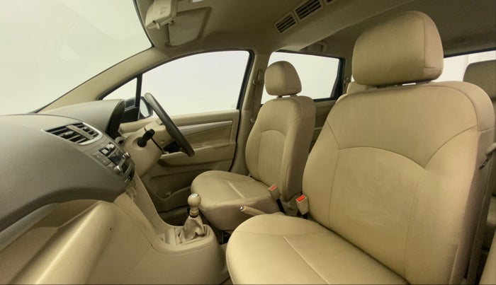 2018 Maruti Ertiga ZDI SHVS, Diesel, Manual, 47,377 km, Right Side Front Door Cabin