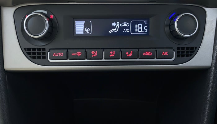 2016 Volkswagen Ameo HIGHLINE 1.5, Diesel, Manual, 28,640 km, Automatic Climate Control