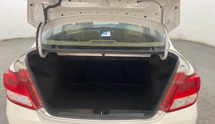 2020 Maruti Dzire VXI AMT, Petrol, Automatic, 52,694 km, Boot Inside