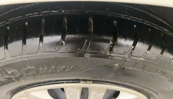2020 Maruti Dzire VXI AMT, Petrol, Automatic, 52,694 km, Left Front Tyre Tread