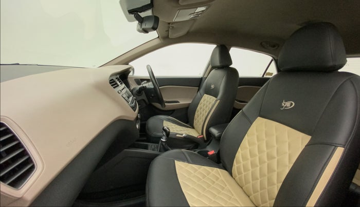 2014 Hyundai Elite i20 ASTA 1.4 CRDI, Diesel, Manual, 71,059 km, Right Side Front Door Cabin