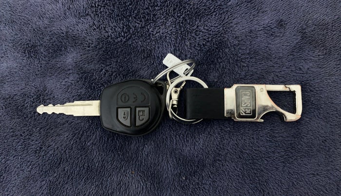 2018 Maruti Dzire VXI, Petrol, Manual, 52,319 km, Key Close Up