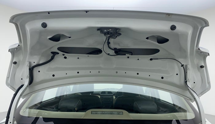 2018 Maruti Dzire VXI, Petrol, Manual, 52,319 km, Boot Door Open