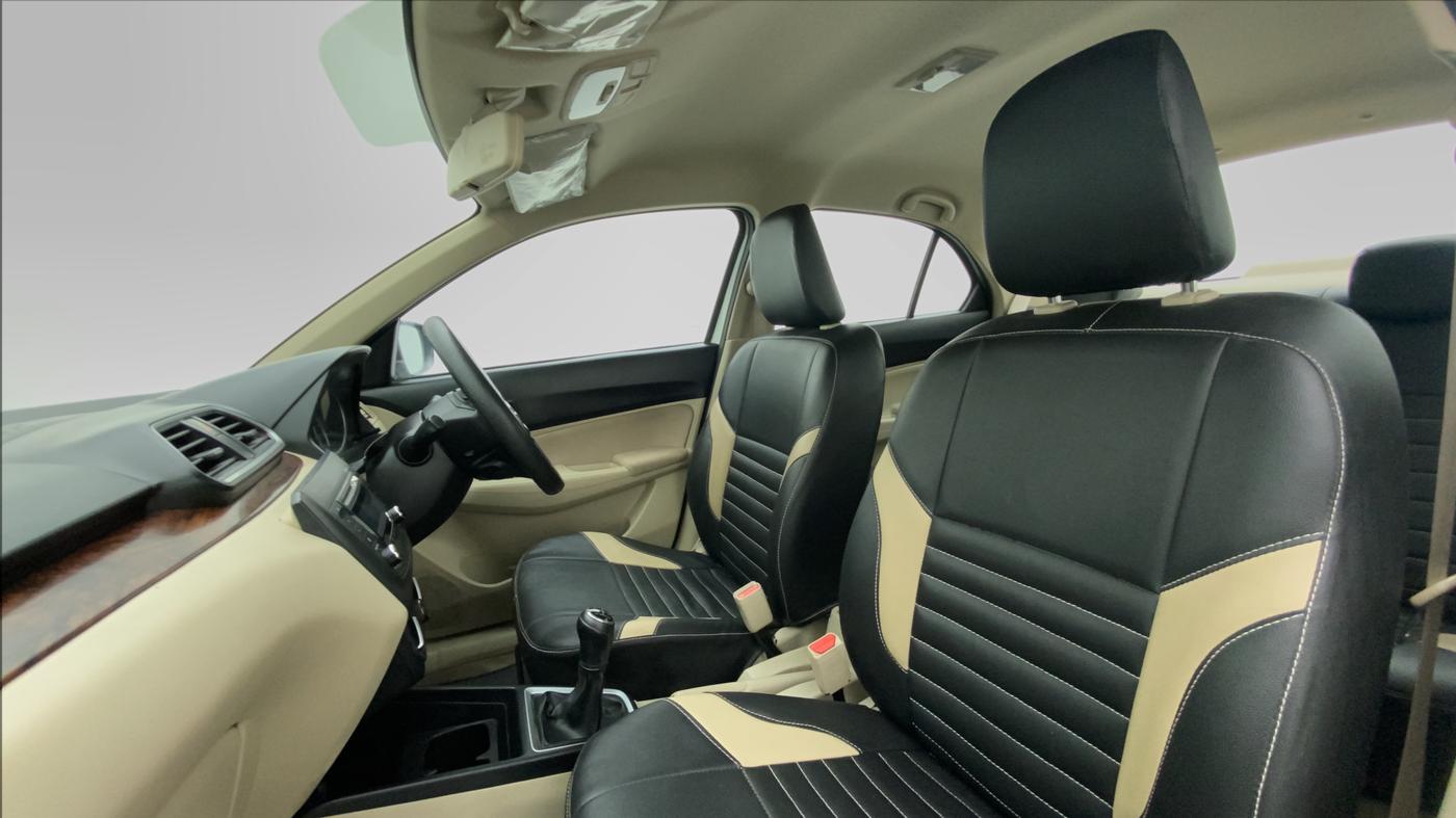 2018 Maruti Dzire VXI, Petrol, Manual, 52,319 km, Right Side Front Door Cabin