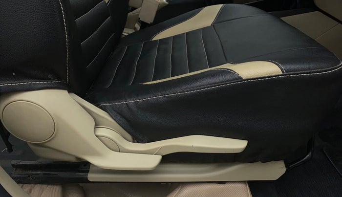2018 Maruti Dzire VXI, Petrol, Manual, 52,319 km, Driver Side Adjustment Panel