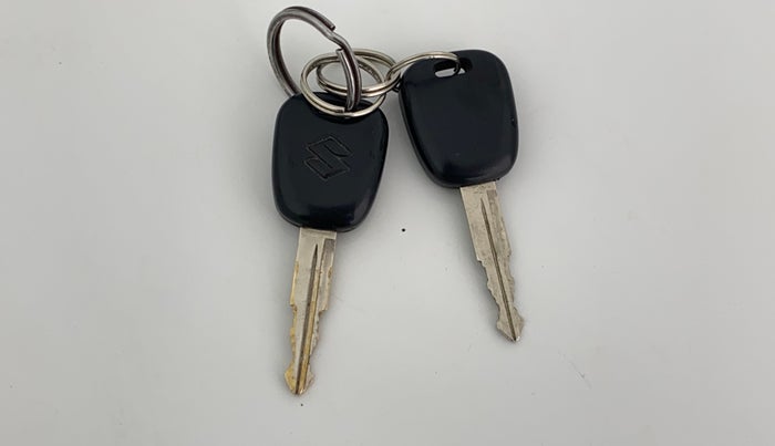 2018 Maruti Alto 800 LXI, Petrol, Manual, 76,494 km, Key Close Up