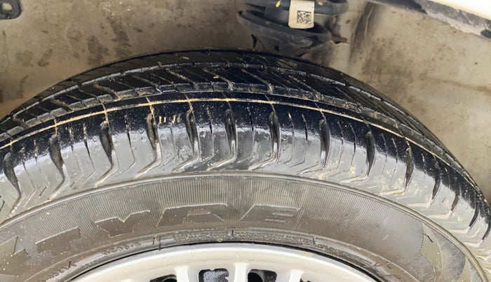 2018 Maruti Alto 800 LXI, Petrol, Manual, 76,494 km, Left Front Tyre Tread