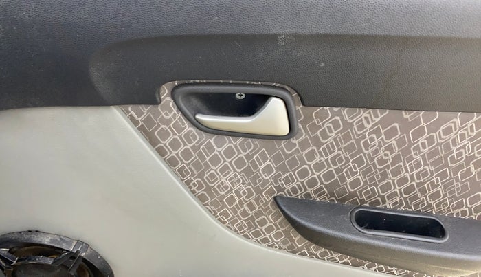 2018 Maruti Alto 800 LXI, Petrol, Manual, 76,494 km, Driver Side Door Panels Control