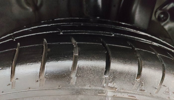 2017 Hyundai Elite i20 SPORTZ 1.2, Petrol, Manual, 81,590 km, Left Rear Tyre Tread