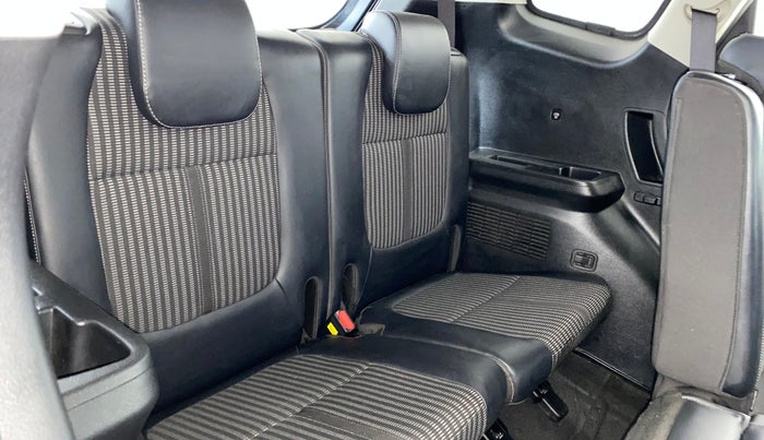2022 KIA CARENS PRESTIGE 1.5 PETROL 7 STR, Petrol, Manual, 31,276 km, Third Seat Row ( optional )