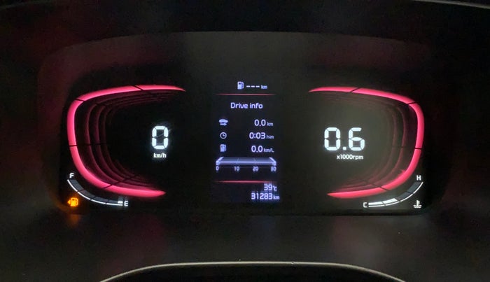 2022 KIA CARENS PRESTIGE 1.5 PETROL 7 STR, Petrol, Manual, 31,276 km, Odometer Image