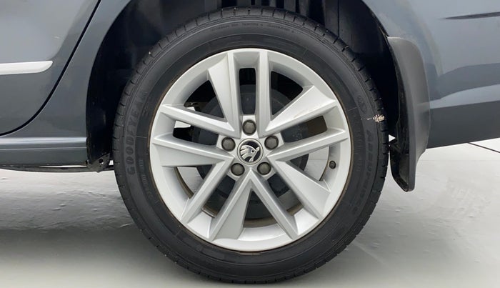 2021 Skoda Rapid STYLE 1.0TSI MT, Petrol, Manual, 10,716 km, Left Rear Wheel