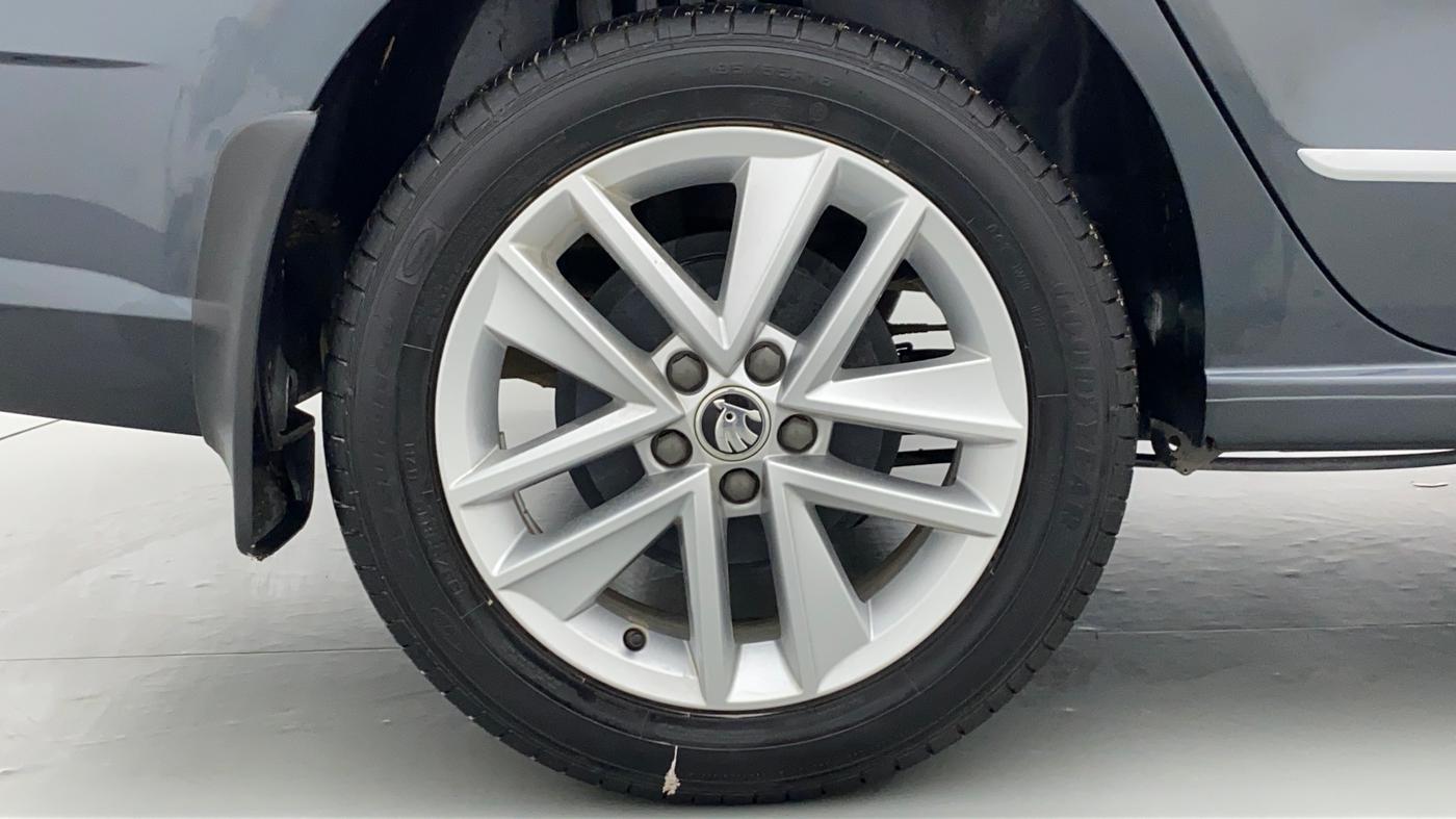 2021 Skoda Rapid STYLE 1.0TSI MT, Petrol, Manual, 10,716 km, Right Rear Wheel