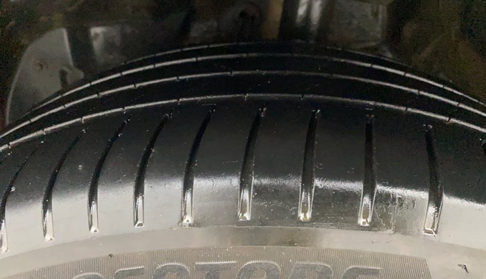 2022 MG HECTOR SHARP 1.5 PETROL CVT, Petrol, Automatic, 51,147 km, Left Front Tyre Tread