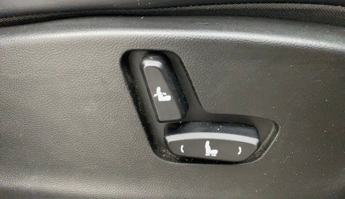 2022 MG HECTOR SHARP 1.5 PETROL CVT, Petrol, Automatic, 51,147 km, Driver Side Adjustment Panel