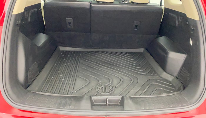 2022 MG HECTOR SHARP 1.5 PETROL CVT, Petrol, Automatic, 51,147 km, Boot Inside