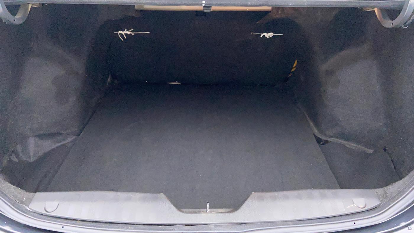 2014 Maruti Ciaz ZXI, Petrol, Manual, 94,200 km, Boot Inside View