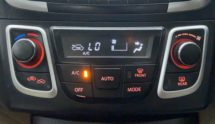 2014 Maruti Ciaz ZXI, Petrol, Manual, 94,200 km, Automatic Climate Control