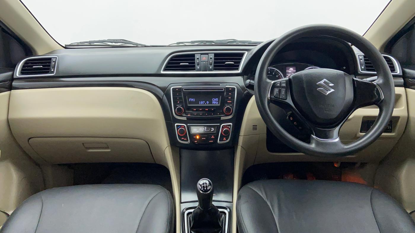 2014 Maruti Ciaz ZXI, Petrol, Manual, 94,200 km, Dashboard View