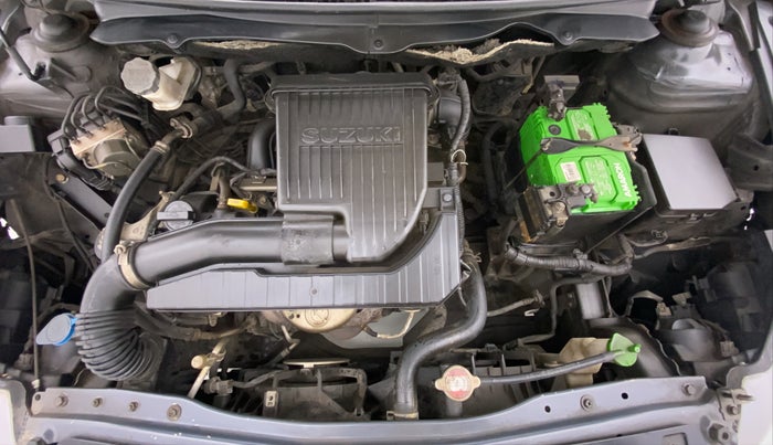 2014 Maruti Ciaz ZXI, Petrol, Manual, 94,200 km, Engine Bonet View