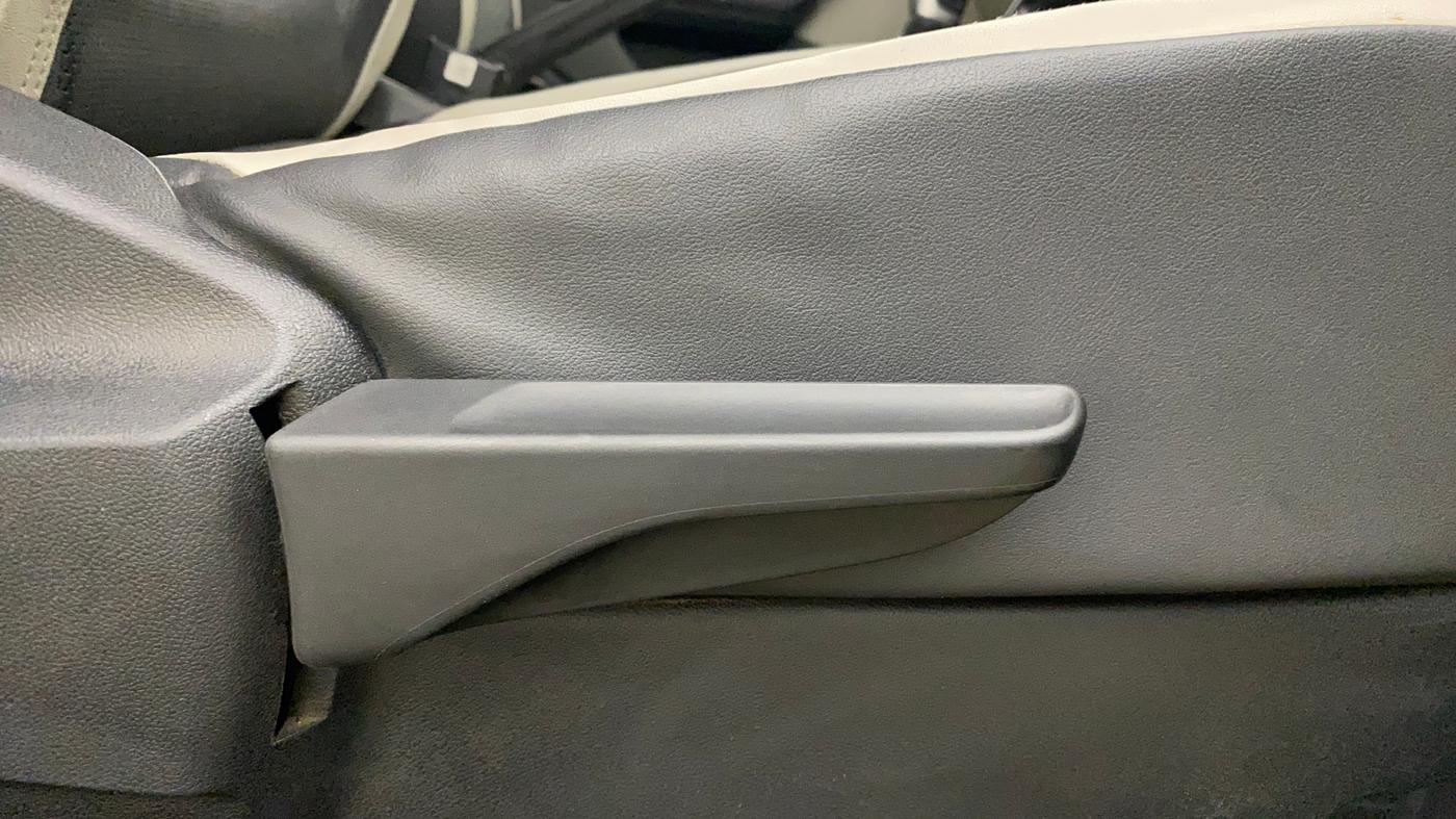 2022 Volkswagen TAIGUN TOPLINE 1.0 TSI AT, Petrol, Automatic, 1,16,362 km, Driver Side Adjustment Panel