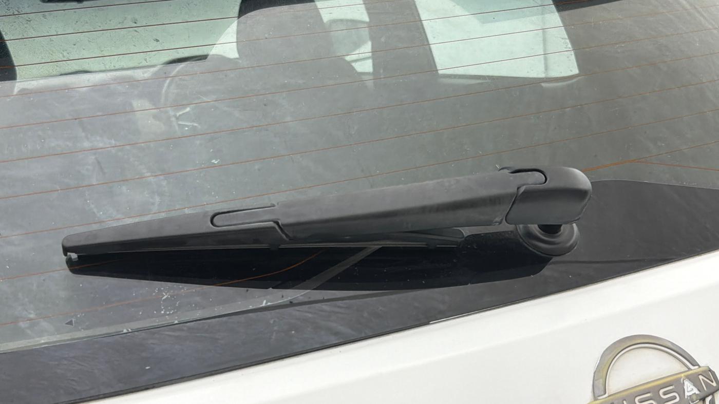 2021 Nissan MAGNITE XE, Petrol, Manual, 42,185 km, Rear Wiper