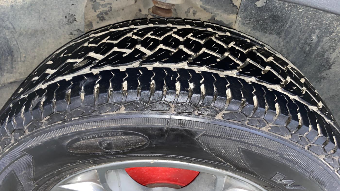 2020 Tata Harrier XZ 2.0L, Diesel, Manual, 79,081 km, Left Rear Tyre Tread