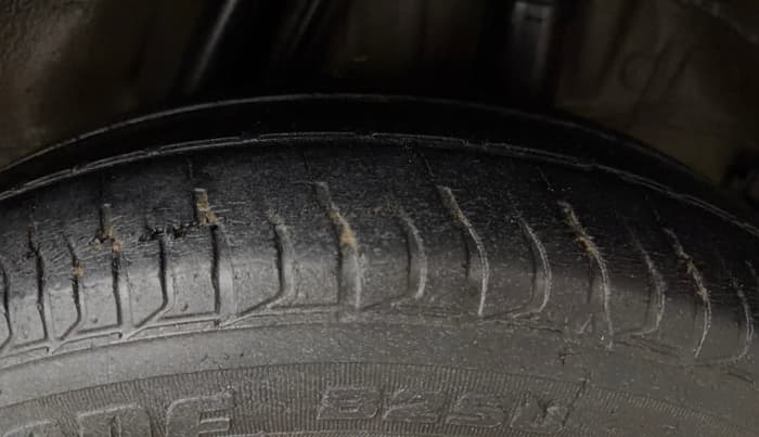 2015 Honda City 1.5L I-VTEC SV, Petrol, Manual, 77,934 km, Left Rear Tyre Tread
