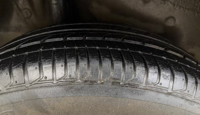 2015 Honda City 1.5L I-VTEC SV, Petrol, Manual, 77,934 km, Right Rear Tyre Tread