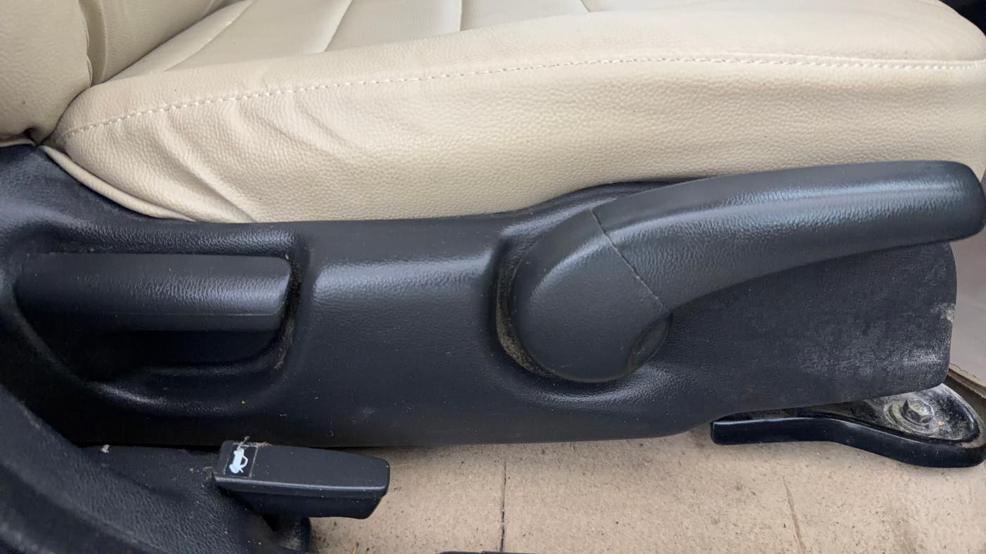2015 Honda City 1.5L I-VTEC SV, Petrol, Manual, 77,934 km, Driver Side Adjustment Panel