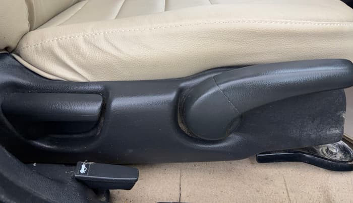 2015 Honda City 1.5L I-VTEC SV, Petrol, Manual, 77,934 km, Driver Side Adjustment Panel