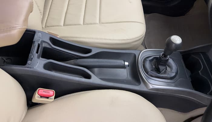 2015 Honda City 1.5L I-VTEC SV, Petrol, Manual, 77,934 km, Gear Lever