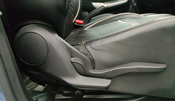 2018 Maruti Baleno ALPHA PETROL 1.2, CNG, Manual, 90,139 km, Driver Side Adjustment Panel