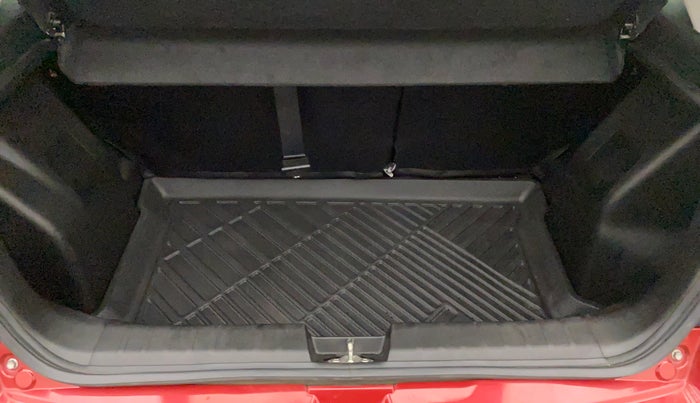 2019 Toyota Glanza V CVT, Petrol, Automatic, 38,099 km, Boot Inside