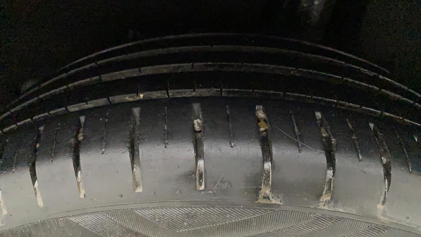 2019 Toyota Glanza V CVT, Petrol, Automatic, 38,099 km, Right Rear Tyre Tread