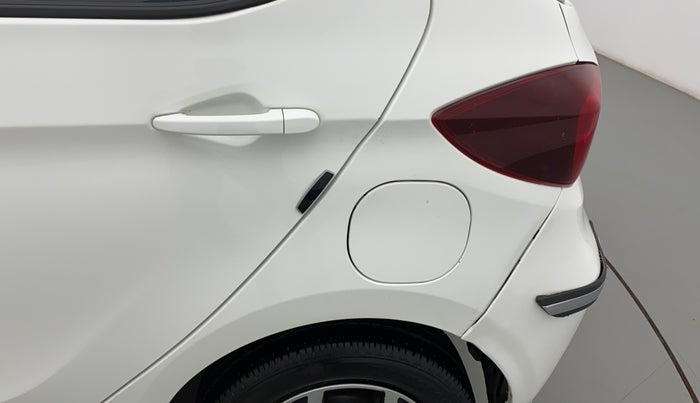 2022 Tata Tiago XT CNG, CNG, Manual, 12,253 km, Left quarter panel - Rusted