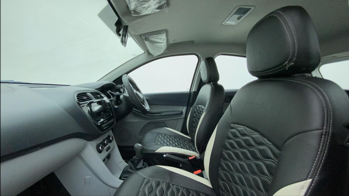 2022 Tata Tiago XT CNG, CNG, Manual, 12,253 km, Right Side Front Door Cabin